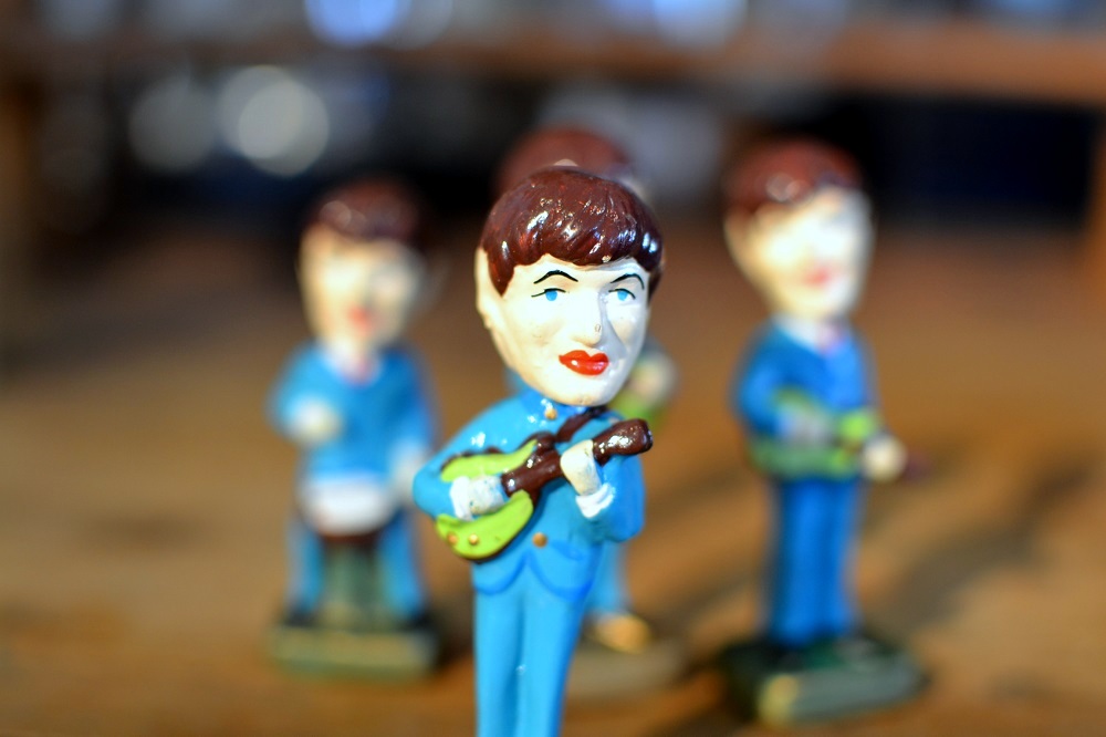 THE Beatlesビートルズ首振り人形セット - ガジェットモード