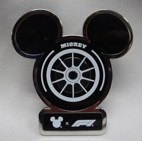 2025 F1アカデミー ＆ ディズニー コラボレーション 2ピンバッチ