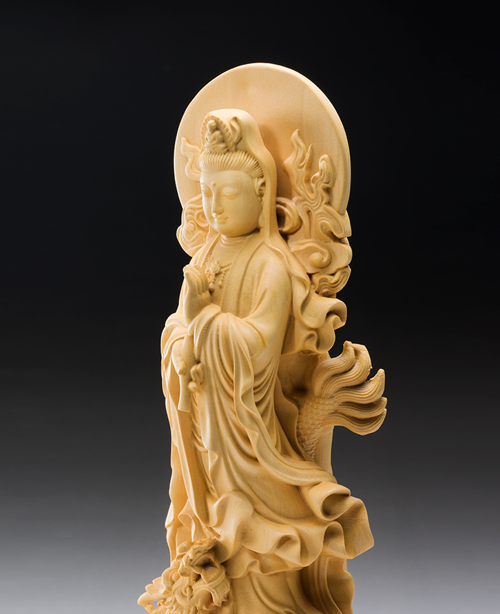 黄楊一杢彫り「龍上観音」 - 三宝堂オンラインショップ