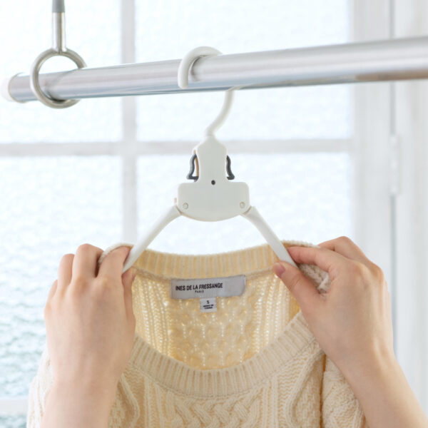 フランドリー・やさしく干すワンタッチハンガー 洗濯便利ハンガー
