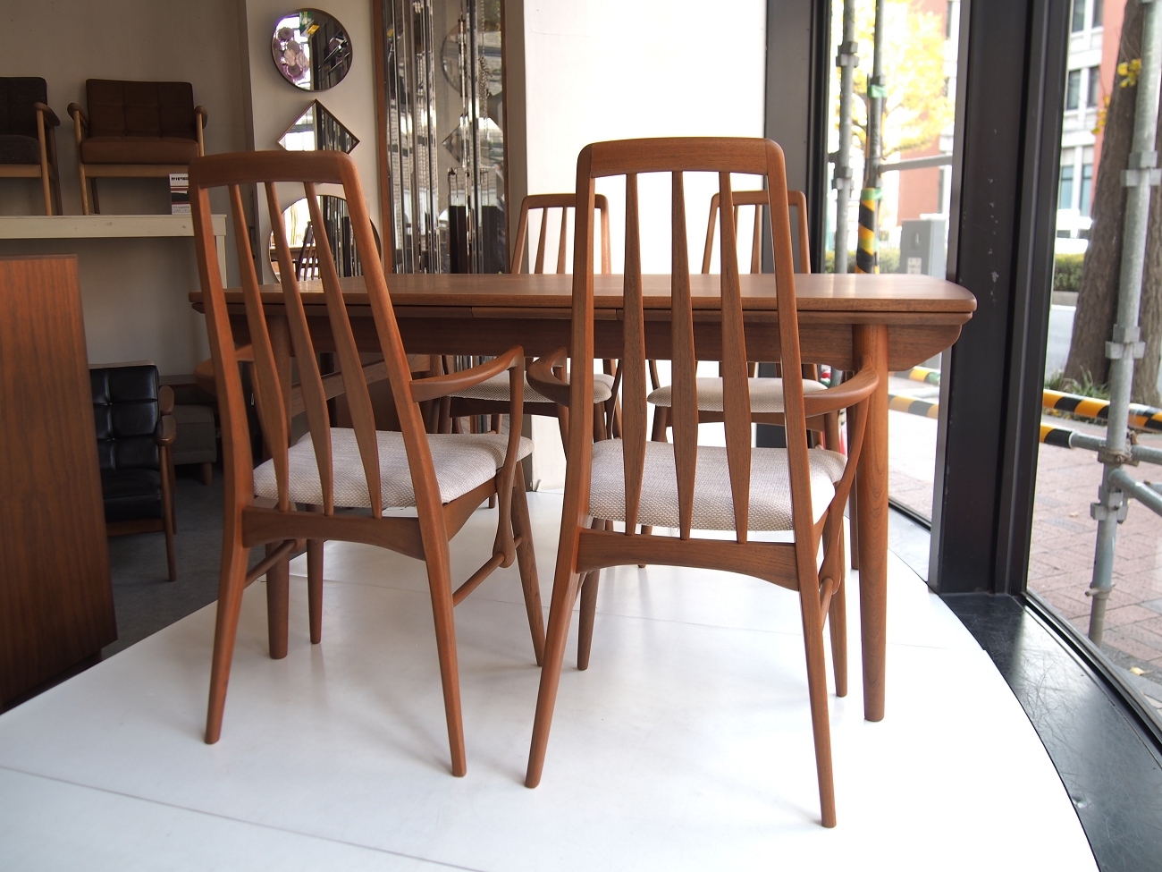 ニールス・コフォード Evaアームチェア ビンテージ北欧家具 チーク材