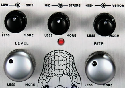 Rocktron Cottonmouth Fuzz：コットンマウス・ファズ