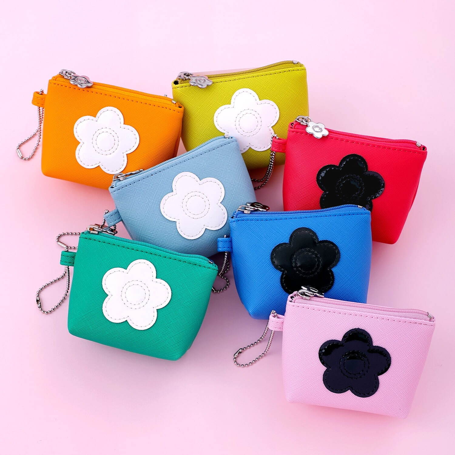 マリークヮント25年春夏ウェア、パステルカラーのミニワンピース