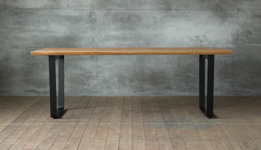 無垢材×スチール脚のダイニングテーブル｜SOLID福岡