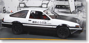 頭文字D 藤原拓海 スプリンタートレノ (AE86) カーボンボンネット