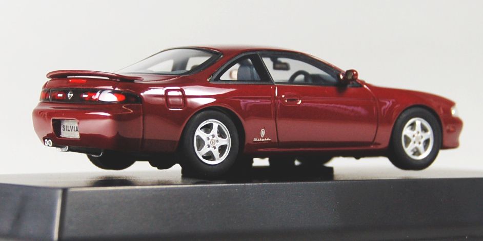 NISSAN S14 シルビア 前期型 (1993年式) (スーパー・クリアレッド