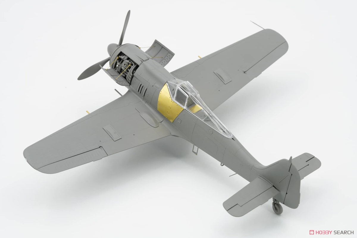 フォッケウルフ Fw190 A-8 4in1 (R2/R6/R7/R8) (プラモデル) - ホビー