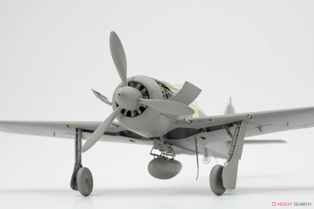 フォッケウルフ Fw190 A-8 4in1 (R2/R6/R7/R8) (プラモデル) - ホビー