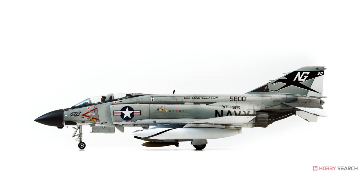 アメリカ海軍 F-4JファントムII `ショータイム100` (プラモデル