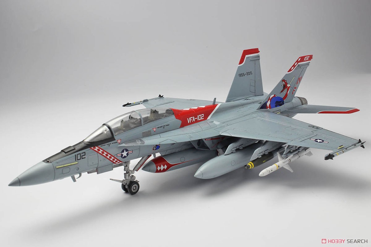 アメリカ海軍 F/A-18F スーパーホｰネット VFA-102 ダイヤモンド
