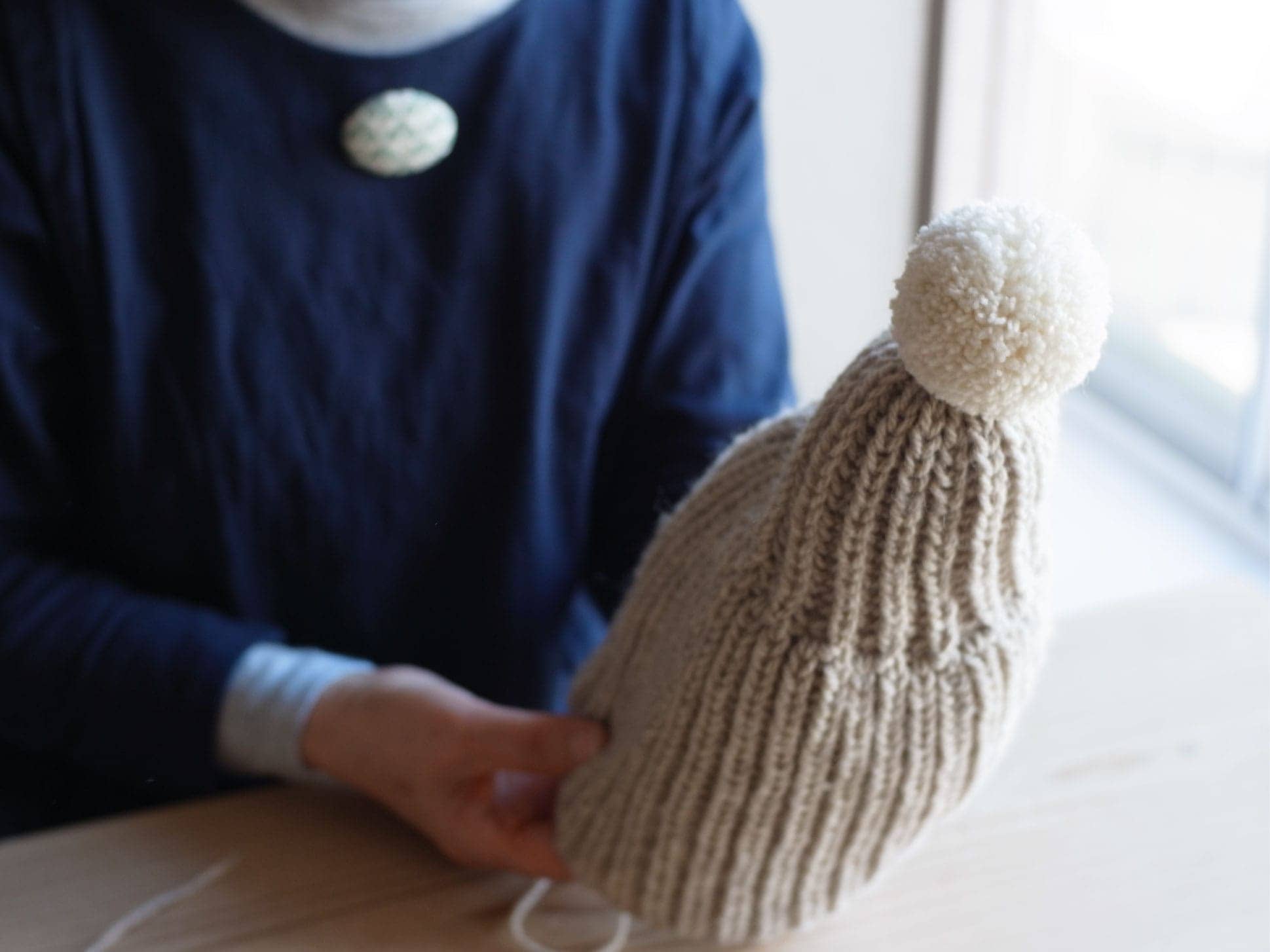 気仙沼ニッティングのポンポン帽子のお店