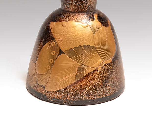 小鼓胴 梨地に蝶蒔絵 | 古美術ささき