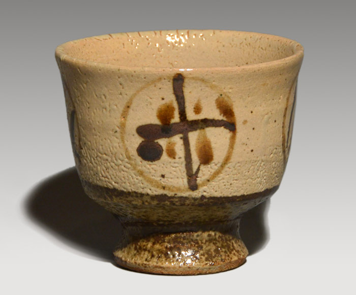 鉄絵丸紋茶碗 浜田庄司(作) 共箱 | 古美術ささき