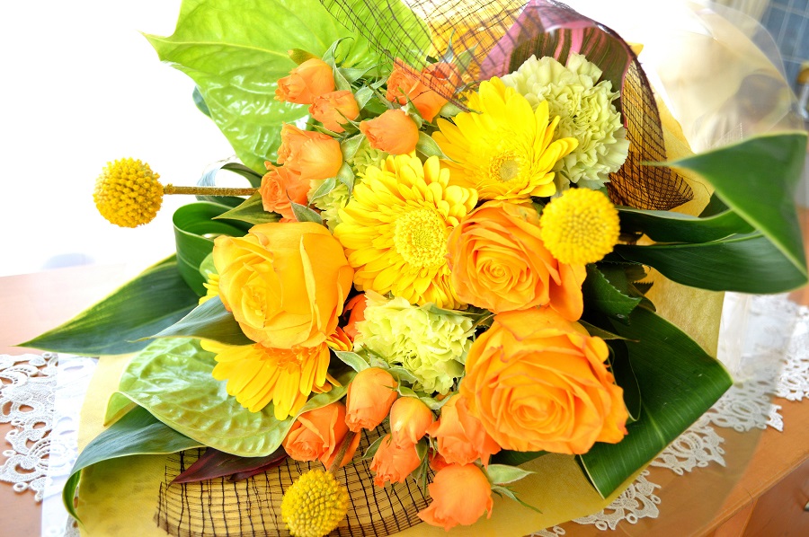 大人のブーケ YellowDress （バラとガーベラの花束）イエローオレンジ