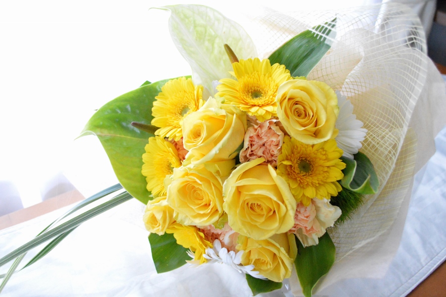 キュートなブーケ PinkKelly （バラとガーベラの花束） ピンク系 誕生