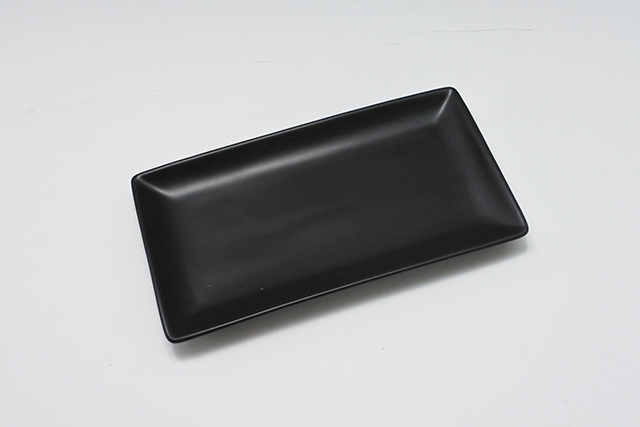 BK＆Wシリーズ】BK長角皿 黒マット S20cm／L27cm