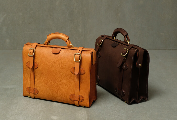 イタリア革のミッスーリと口枠をあわせた重厚感のあるダレスバッグ