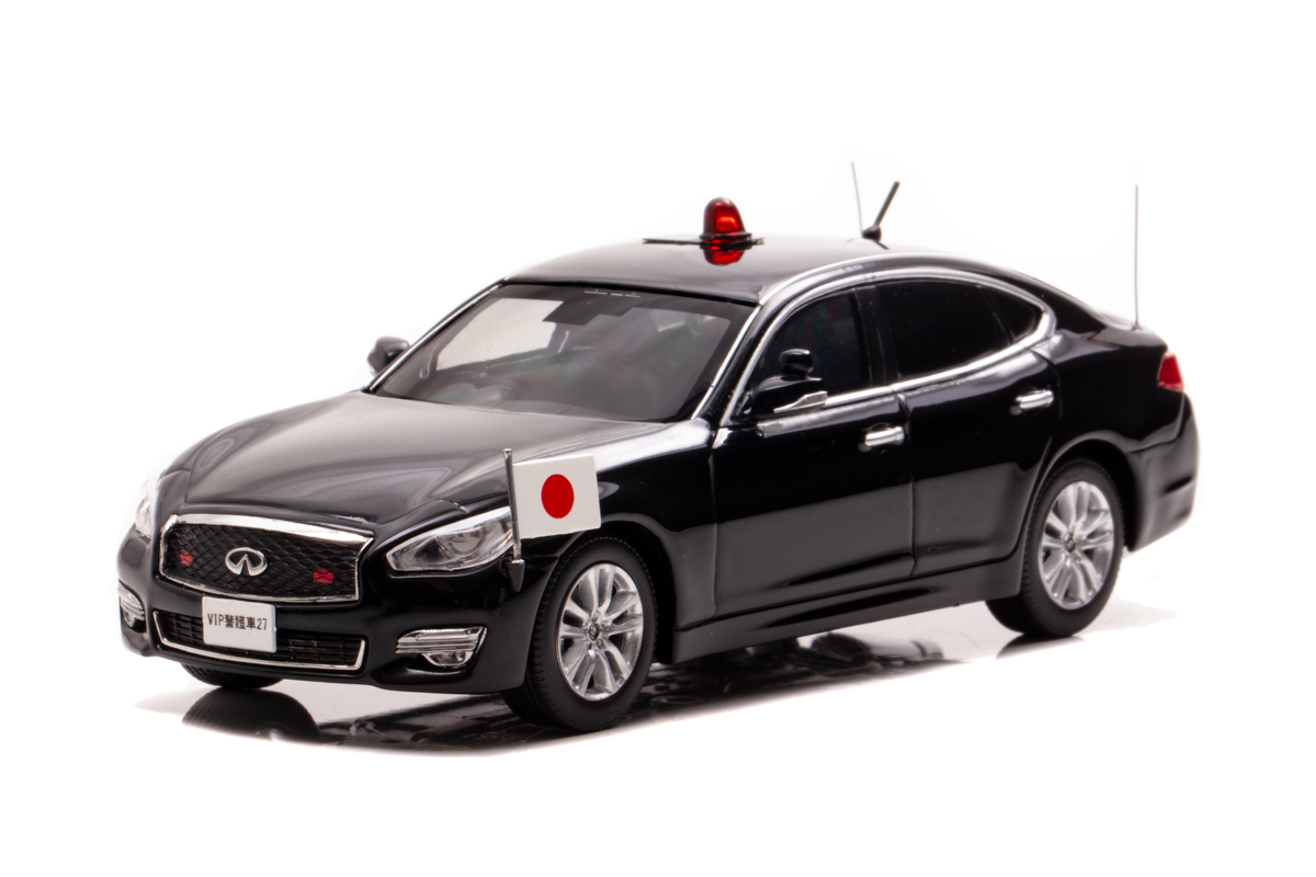 1/43 日産 フーガ 370GT (Y51) 2018 警察本部警備部要人警護車両 (国旗
