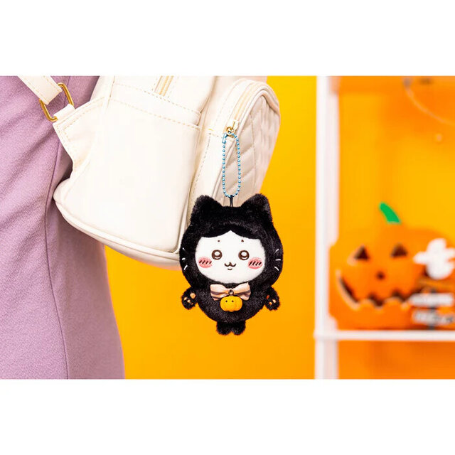 ちいかわ」仮装が可愛すぎる…！“黒猫”になったぬいぐるみが予約受付中