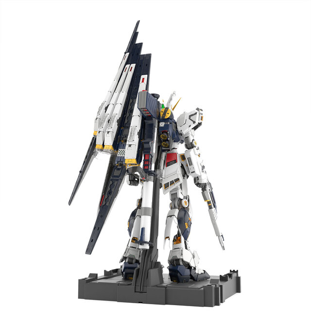 究極のガンプラ”が買えるチャンス！大人気「PG UNLEASHED 1/60 ν
