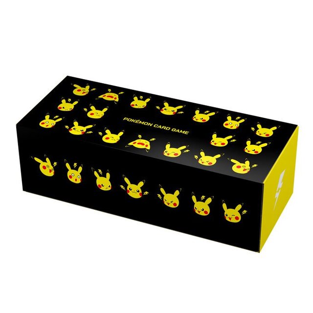 レシラム、ゼクロムを従えたNの『ポケカ』プレイマットがカッコイイ