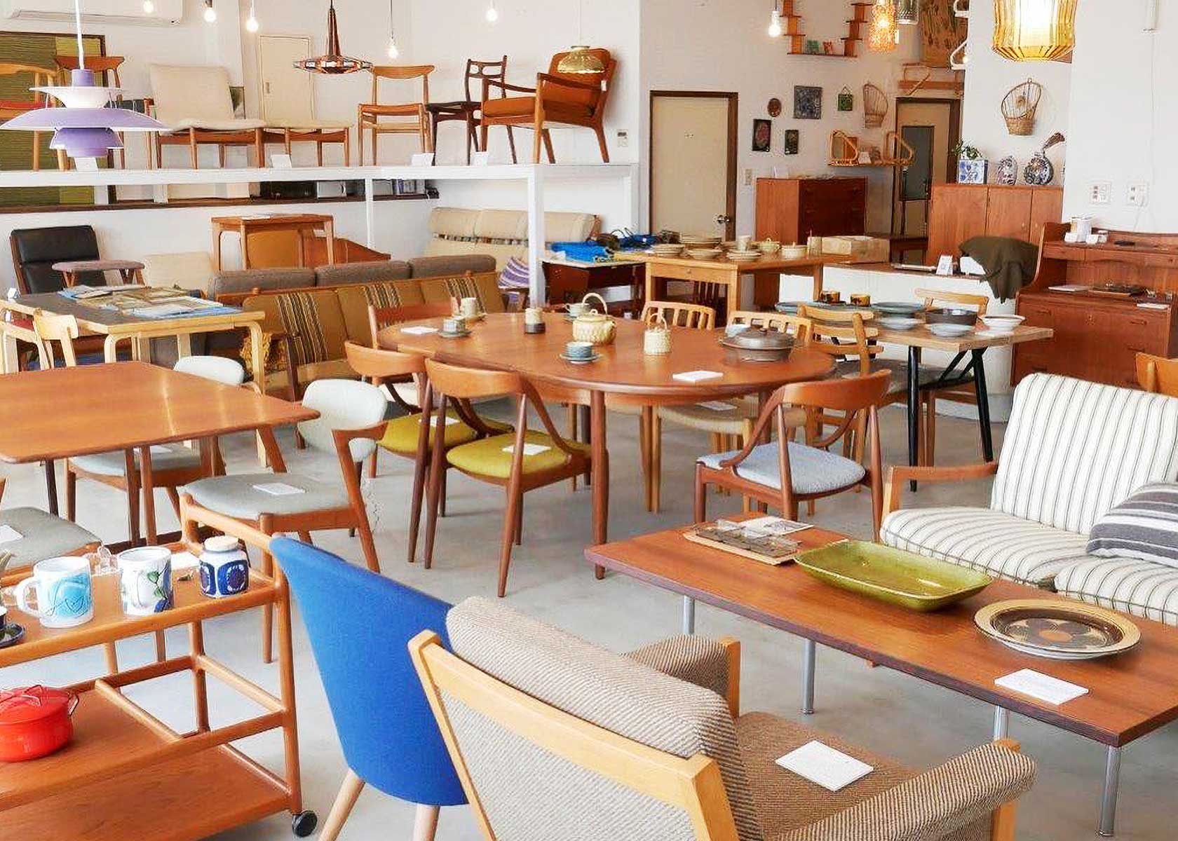 TOKYO MODERNISM Interview 北欧家具 tanuki - Life in Art | IDÉE