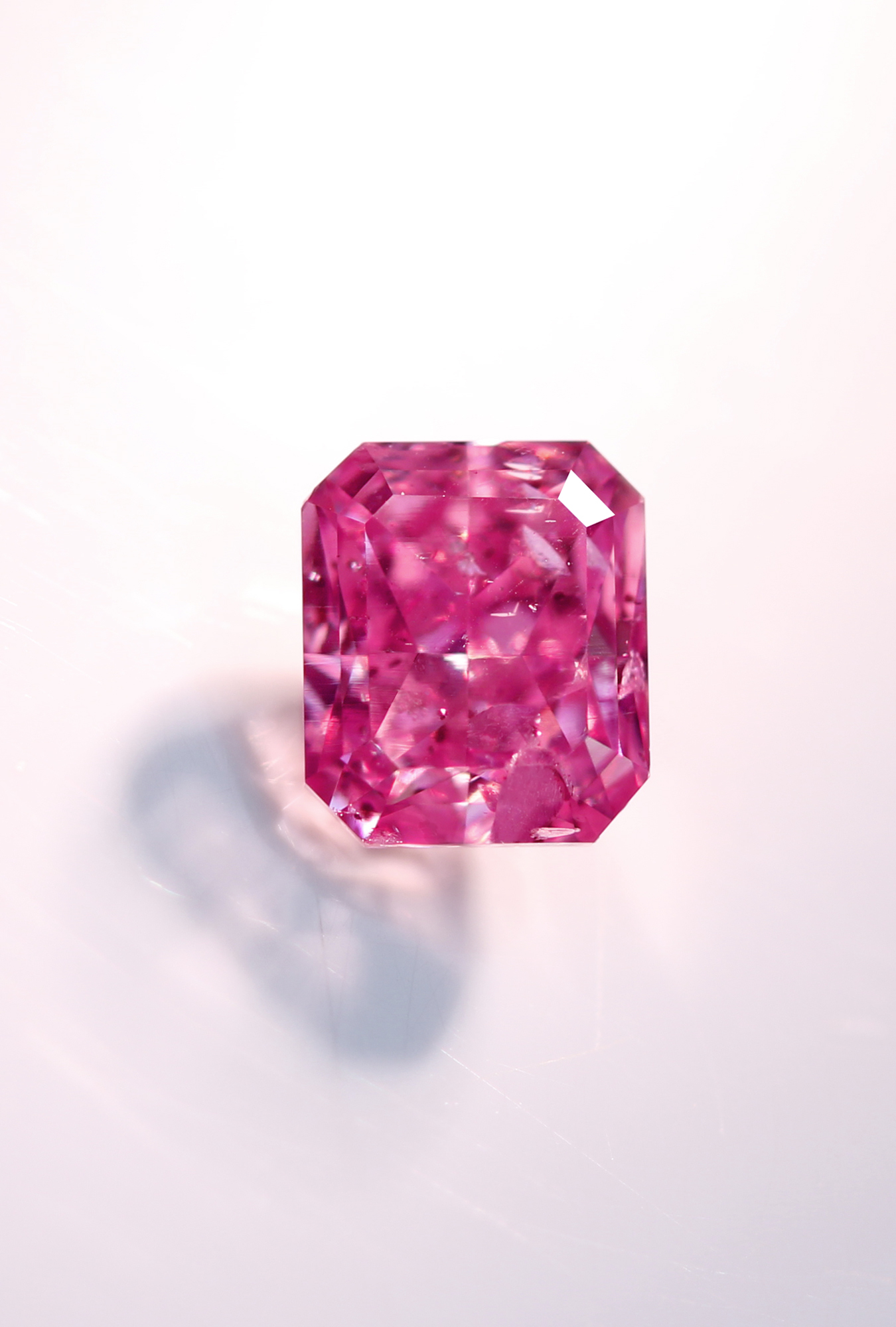 jewel planet 公式サイト / 【奇跡！】FANCY VIVID PINK 0.360ct 特別