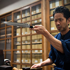 天然砥石】本刃付け （片刃） | 包丁通販なら明治33年創業の大阪 堺の