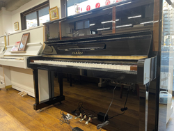 YAMAHA ヤマハ U10BL 黒艶出し仕上（木目装飾付） 名古屋のピアノ専門