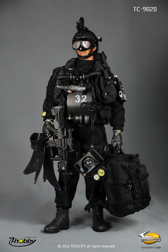U.S. NAVY SEAL SDVT-1 - Combat Diver Toys City - Machinegun