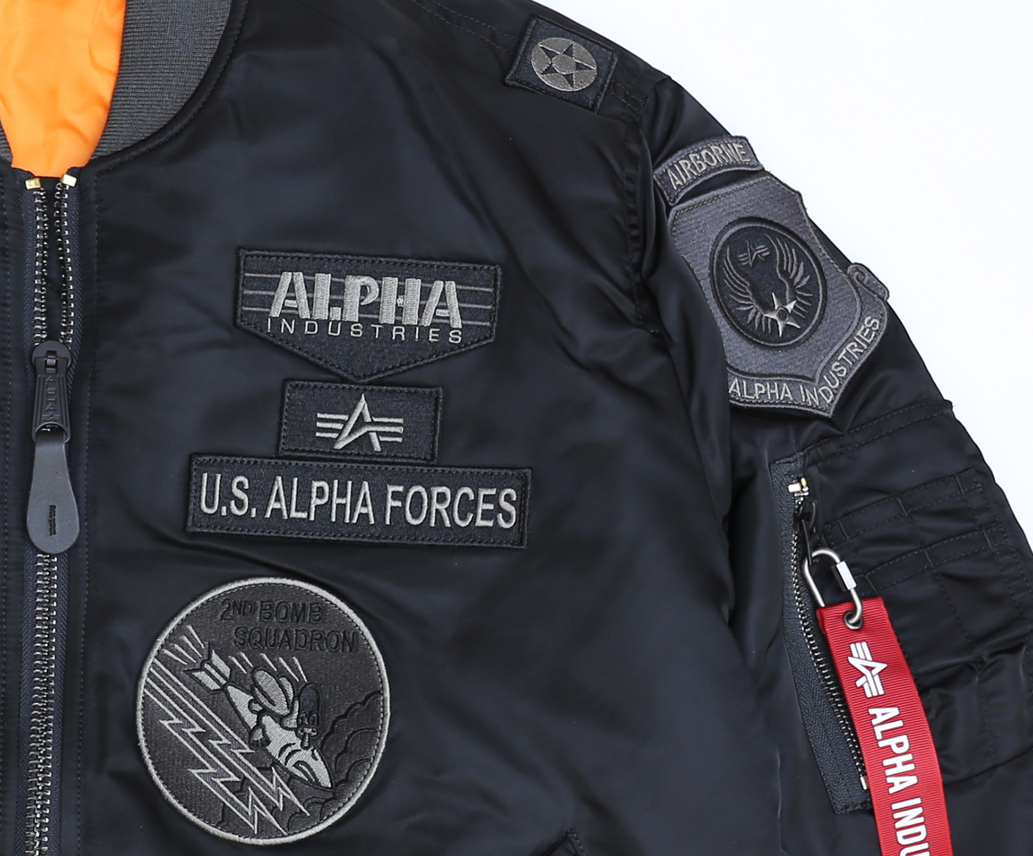 ALPHA INDUSTRIES TYPE MA-1 パッチ付き アルファ フード リブ