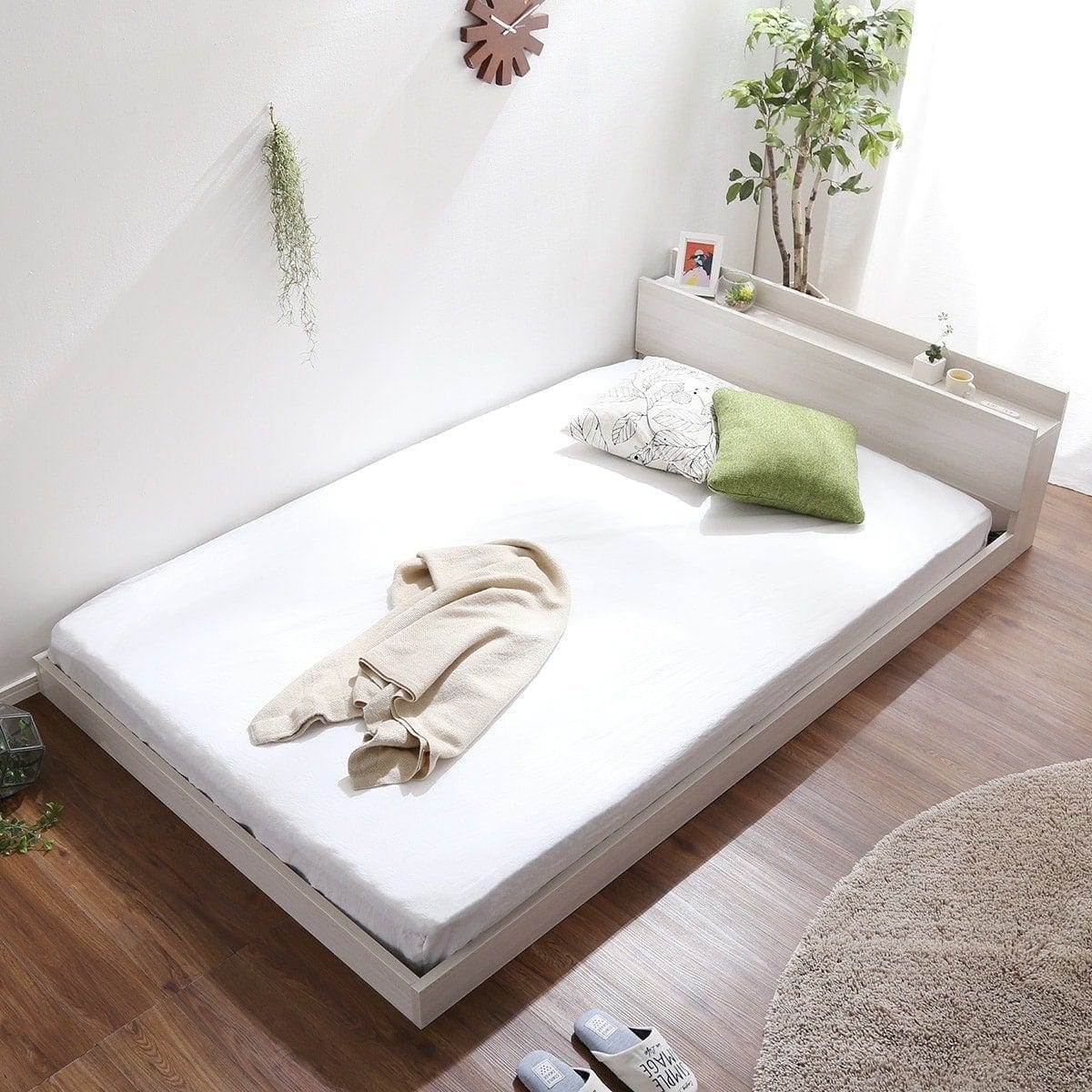 宮・コンセント付き北欧調フロアベッドフレーム(D WH) | ニトリネット