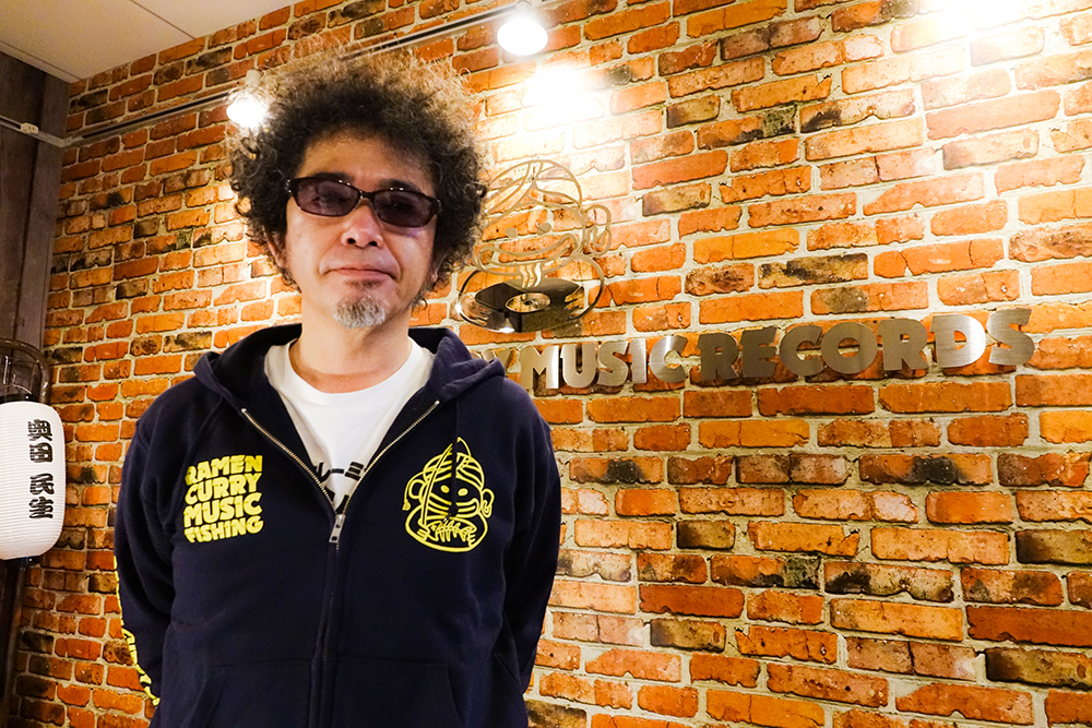 ラーメンカレーミュージックフィッシンググッズに2020年モデルパーカー