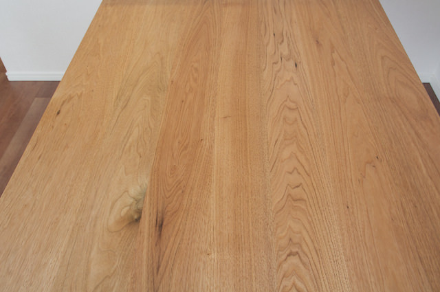 クルミ”材と”ウォールナット”材の違いは？ | 無垢材家具で温かい