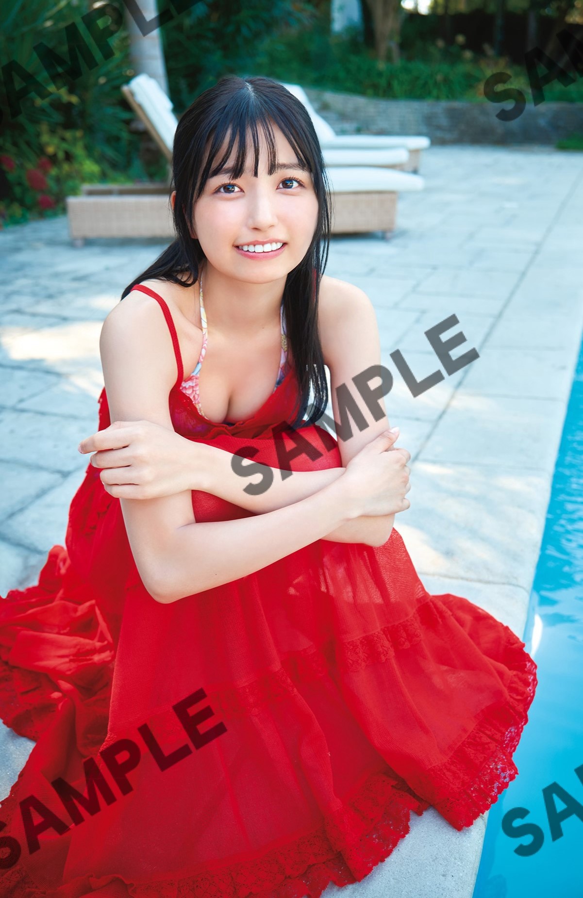 乃木坂配信中｣生配信限定特典・今だけの写真集未掲載ﾚｱｶｯﾄ折り目なしB3