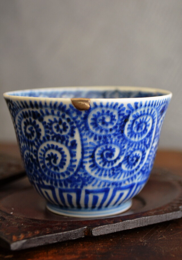染付蛸唐草煎茶茶碗 酒器 2客セット 金継 Antique Sam's Collection