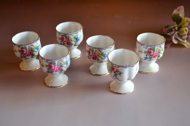 Antique Sam's Collectionロイヤルアルバートプチポワンディナーセット