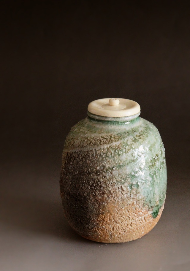 新歓嗣作 伊賀茶入 茶道具 茶器 Antique Sam's Collection