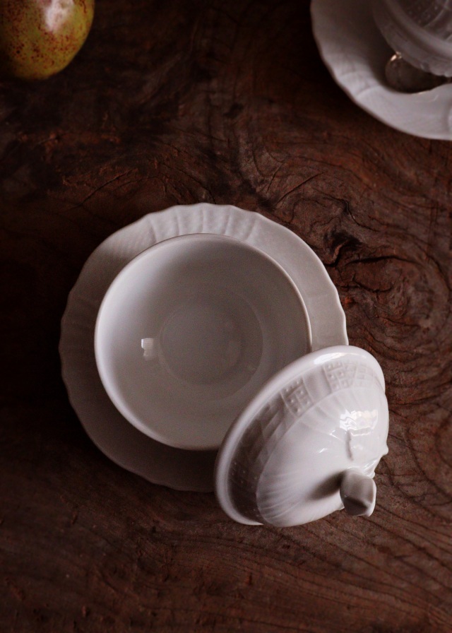 フッチェンロイター ドレスデンホワイト シュガーポット HUTSCHENREUTHER