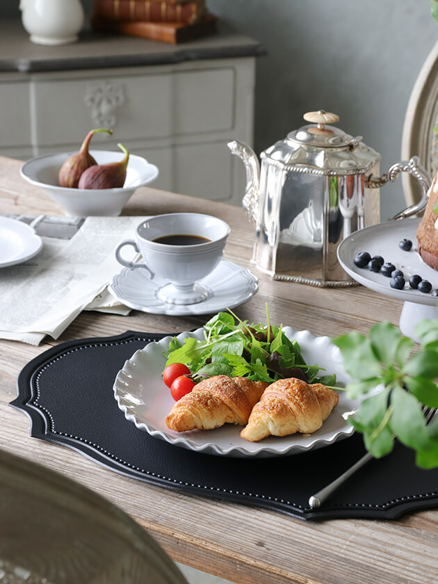 フェイクレザープレースマットWindブラック サラグレースランチョンマット