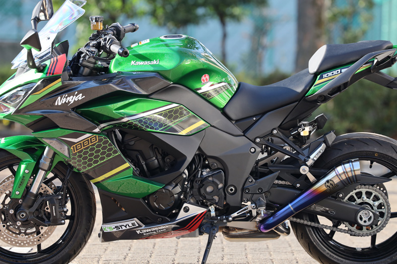 マフラー カワサキ(Kawasaki)ニンジャ Ninja1000SX (2BL-ZXT03K