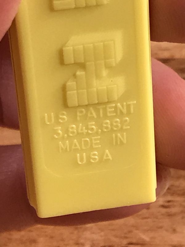 Animal “Lion with Crown” No Feet Pez Dispenser ライオンウィズ