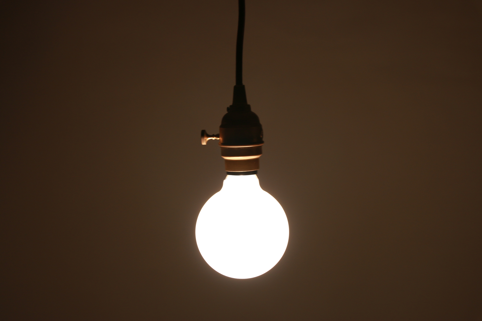 白熱ボール電球 白熱ホワイトボール95(E26)38W | LT-BB003-04-G141