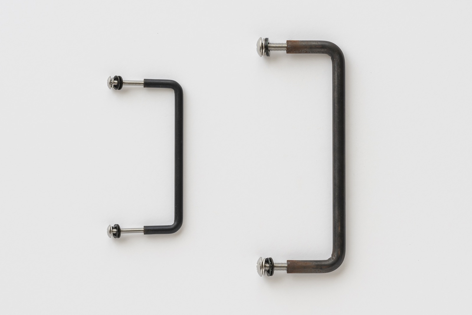 把手の金物 φ9 鉄 W150 | PS-HD006-07-G141 | 取っ手・つまみ | パーツ