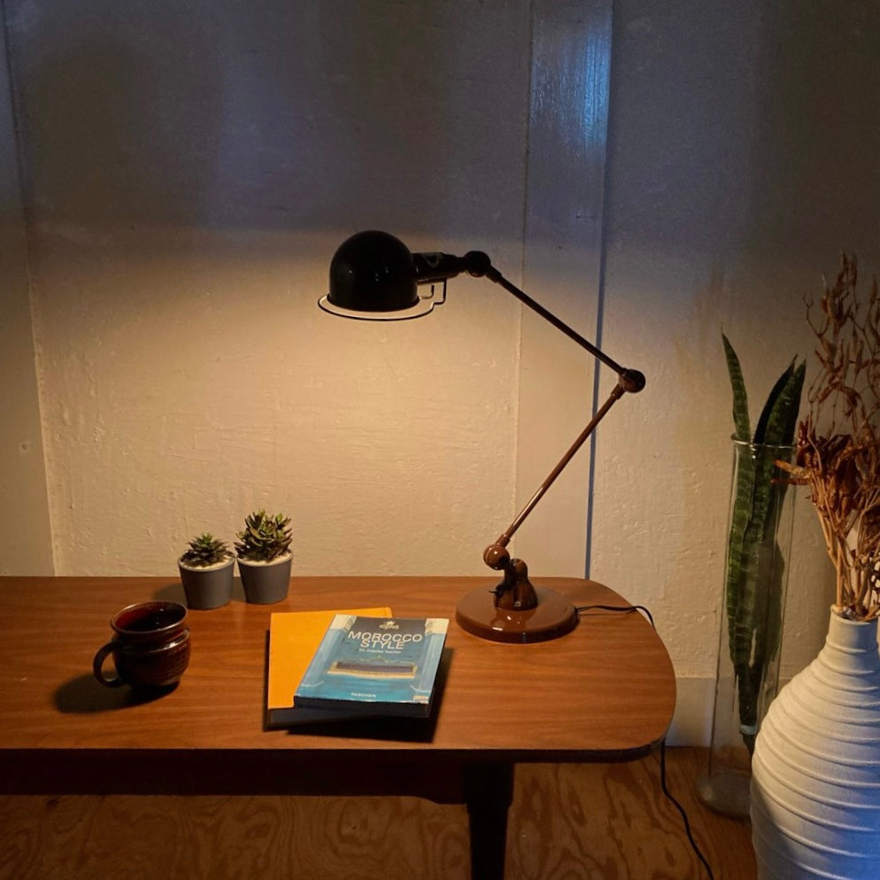 ジェルデ / JIELDE 2アーム デスクランプ JD333 ブラウン