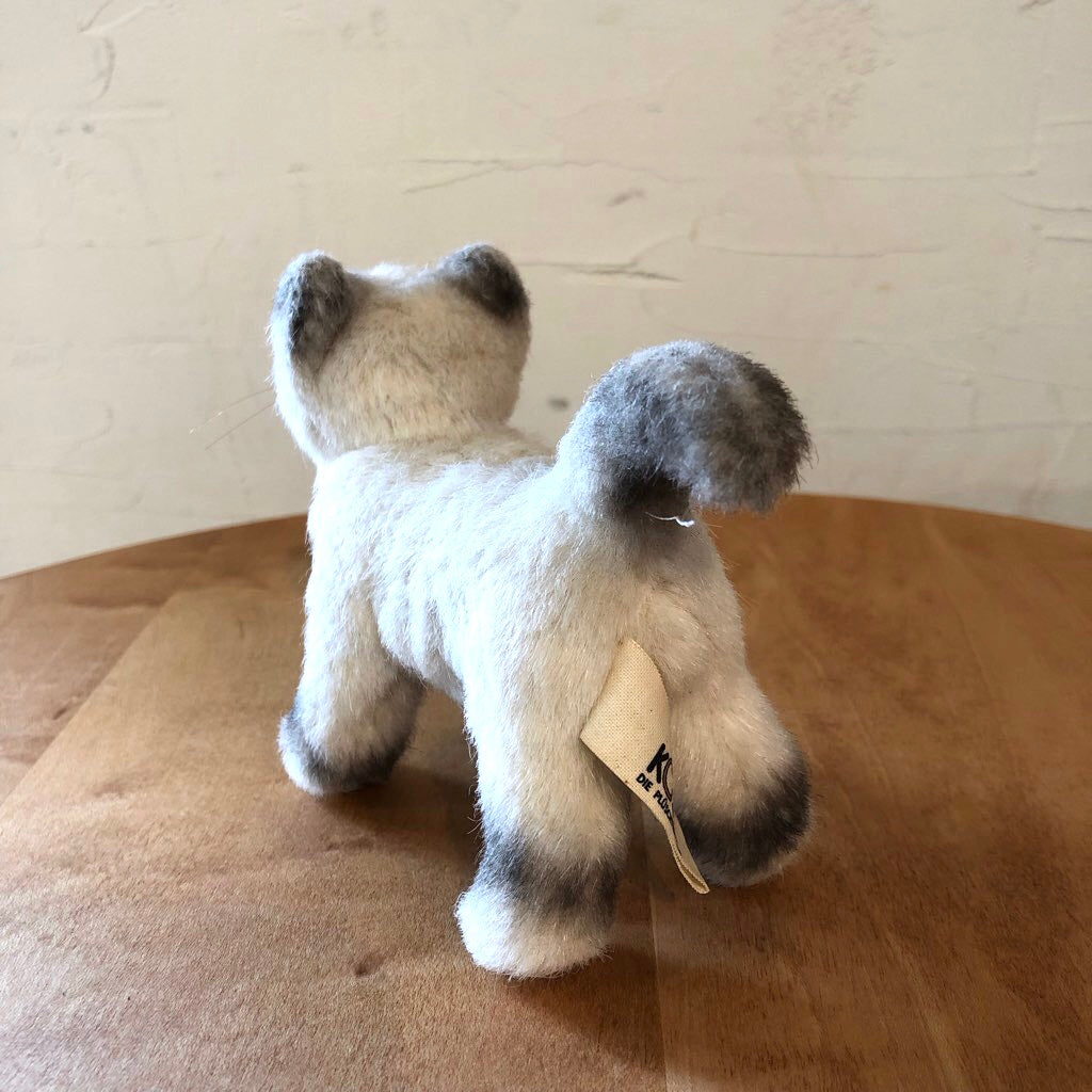 ケーセン / KOESEN マスコット バーマンの子 シャム猫 ぬいぐるみ