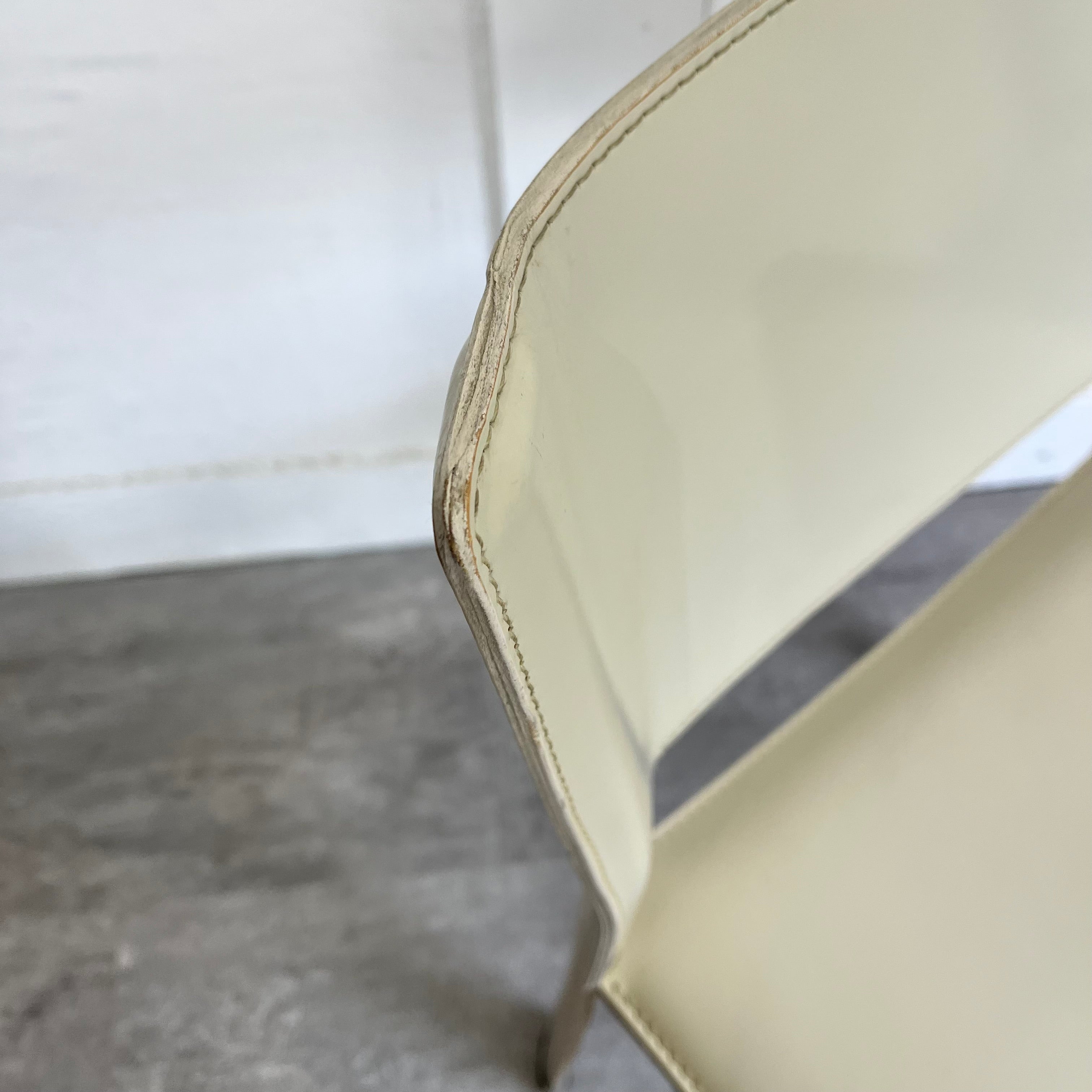 ファセム / Fasem S92 レザーダイニングチェア ホワイト ジャンカルロ