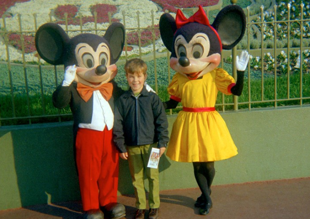 世界に愛されるディズニーの希少なビンテージアイテム｜年代で見える