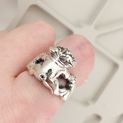 パグ犬リング－いぬシリーズ 干支「戌」 silver925 天然石オニキス