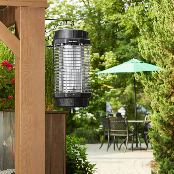 Lavex Zap N Trap Plastic Outdoor Insect Trap / Bug Zapper with 2